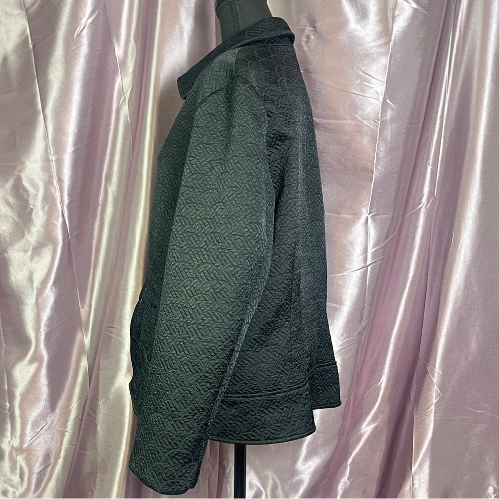 Chico’s Black Satin Scallop Puffer Jacket L Chic Quilted Coat - Picture 2 of 8